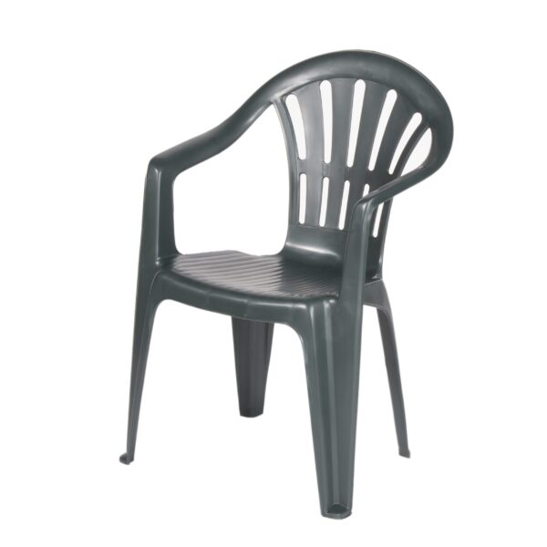 Crna plastična stolica kona